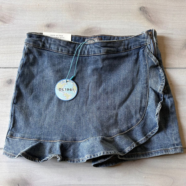 NWT DL1961 Lola Denim Skort