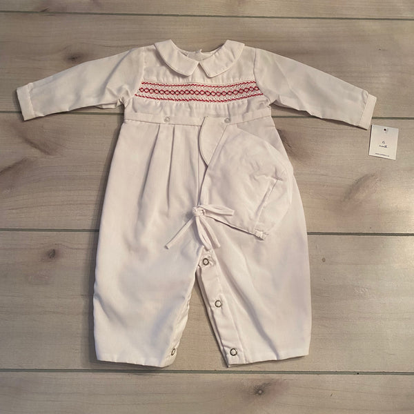 NWT Petit Ami White & Red Trim Smocked Romper & Bonnet