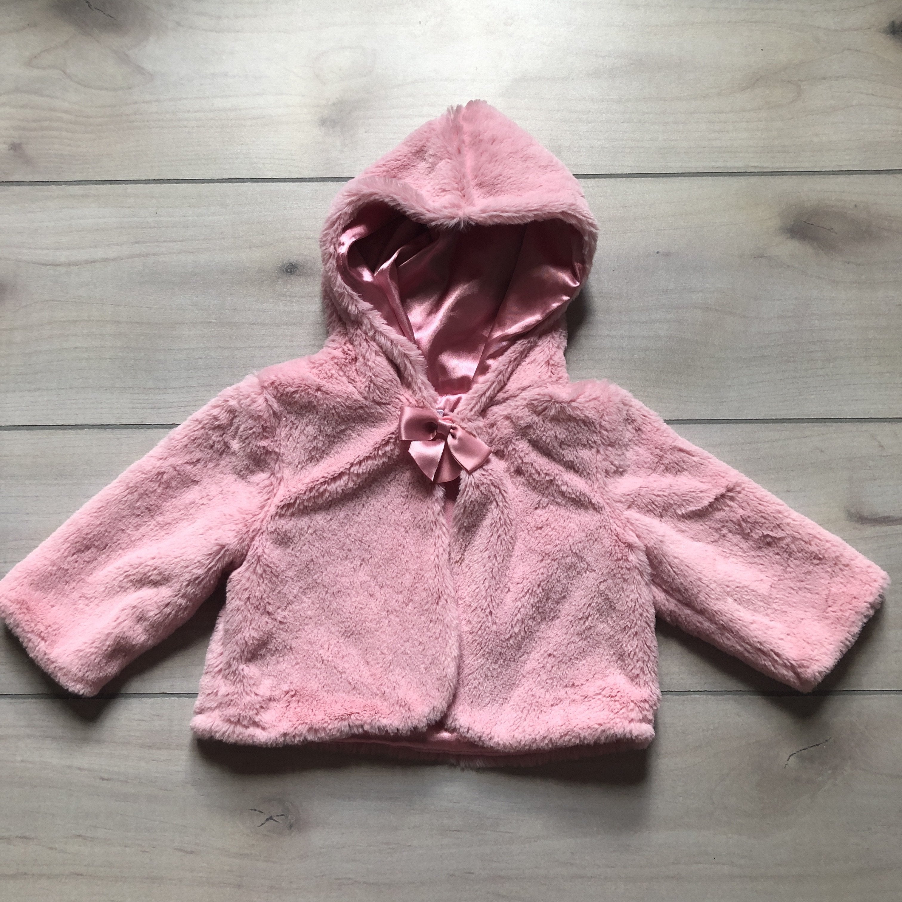 NEW Gymboree Pink Faux Fur Hooded Cape Coat – Sweet Pea & Teddy