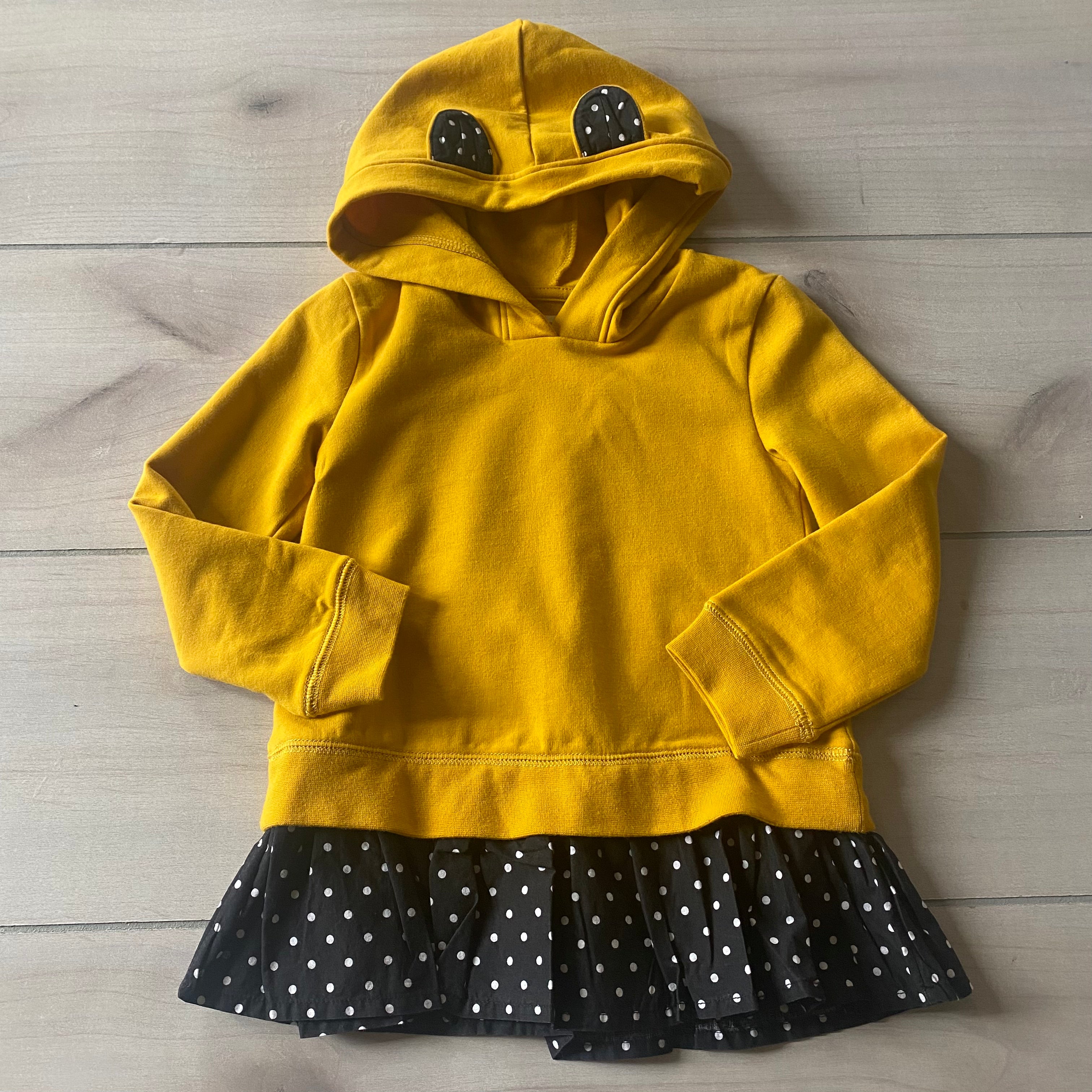 NEW Tucker & Tate Yellow & Black Polka Dot Sweatshirt Dress Sweet Pea & Teddy NEW Tucker & Tate Yellow & Black Polka Dot Sweatshirt Dress Sweet Pea & Teddy