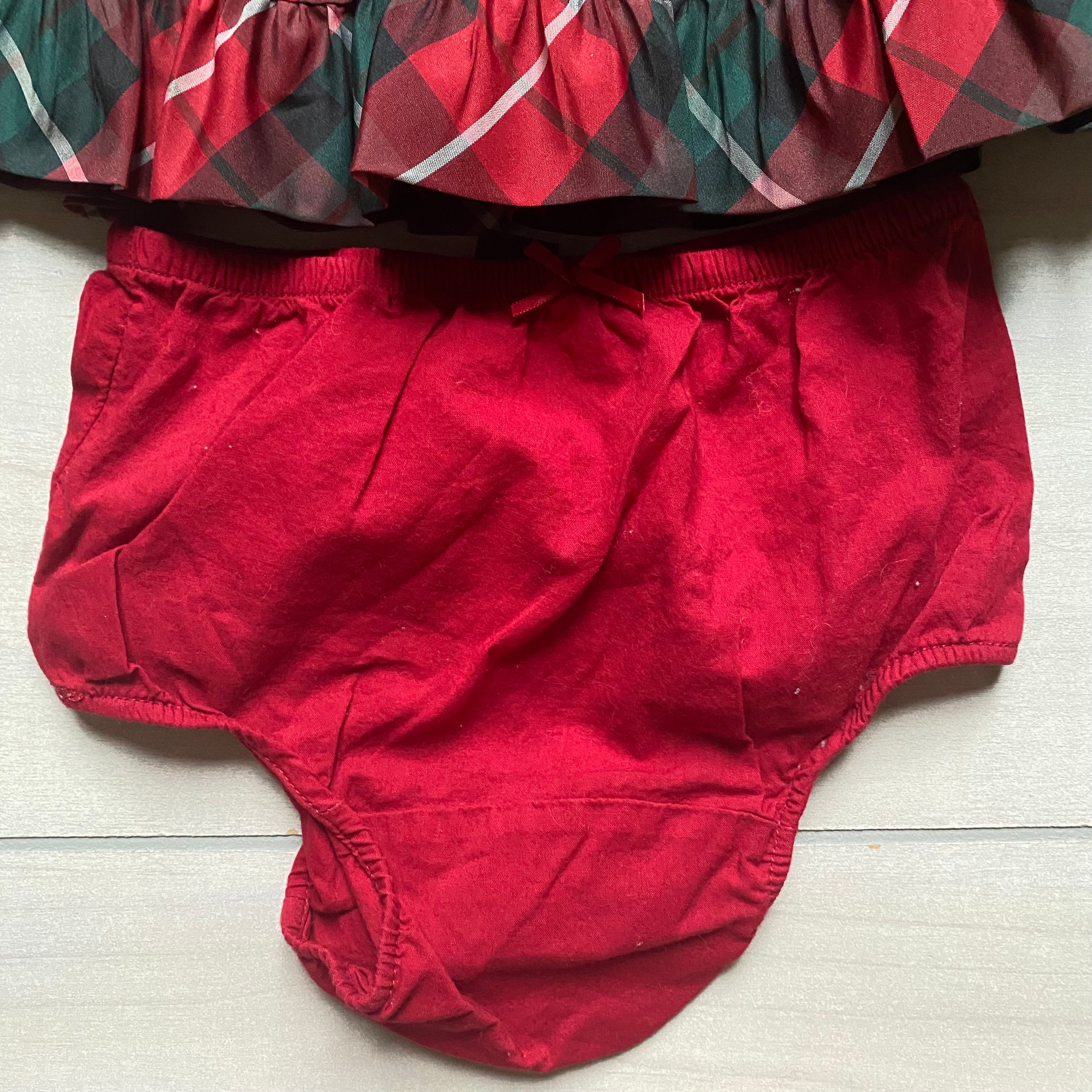Baby Gap Plaid Holiday Dress & Bloomer Sweet Pea & Teddy Baby Gap Plaid Holiday Dress & Bloomer Sweet Pea & Teddy